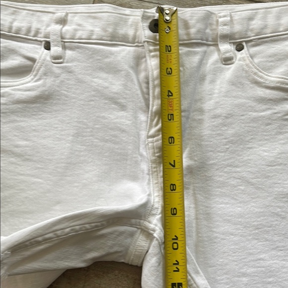 Carve Designs White Distressed Jean Shorts Cut-Off Style - Picture 8 of 9